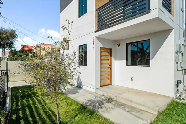 a view of a entryway front of house