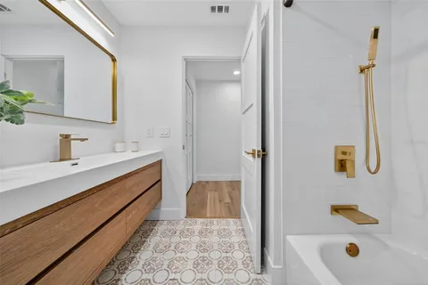 $599,000 | 6441 27th Avenue North, St. Petersburg, FL 33710