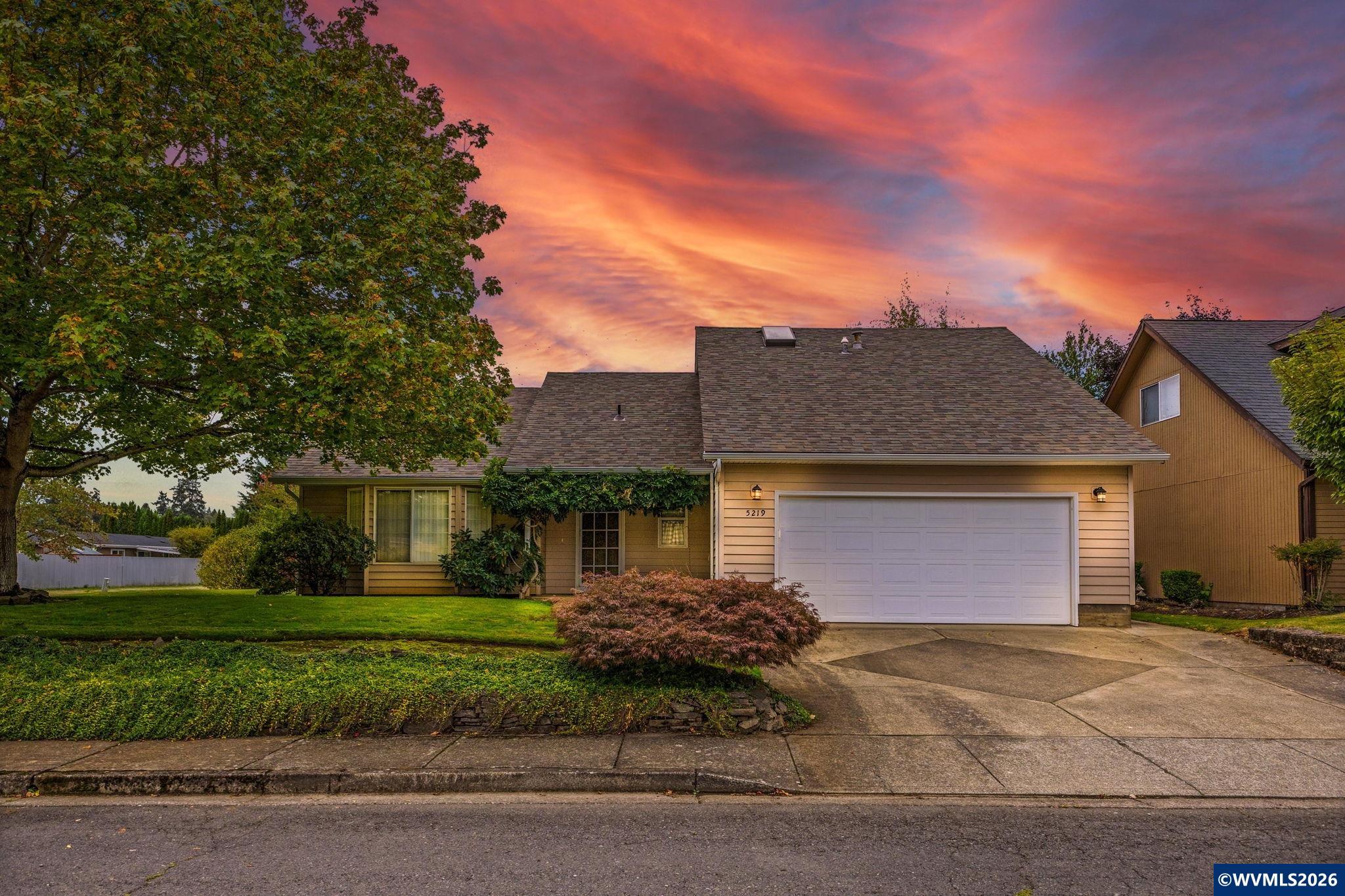 5219 Spring Leaf Court North Keizer, OR 97303 - Photo 3 of 41