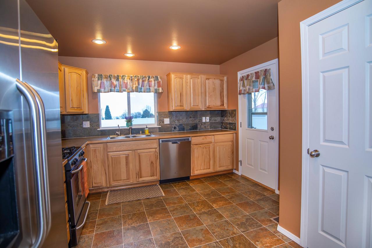 9428 North Oak Street Spokane, WA 99208 - Photo 8 of 20