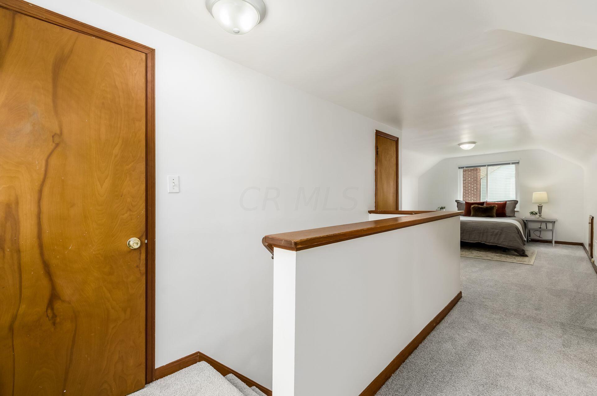3313 Redding Road Columbus, OH 43221 - Photo 27 of 47 024_0cb1_L 3313 Redding Rd076