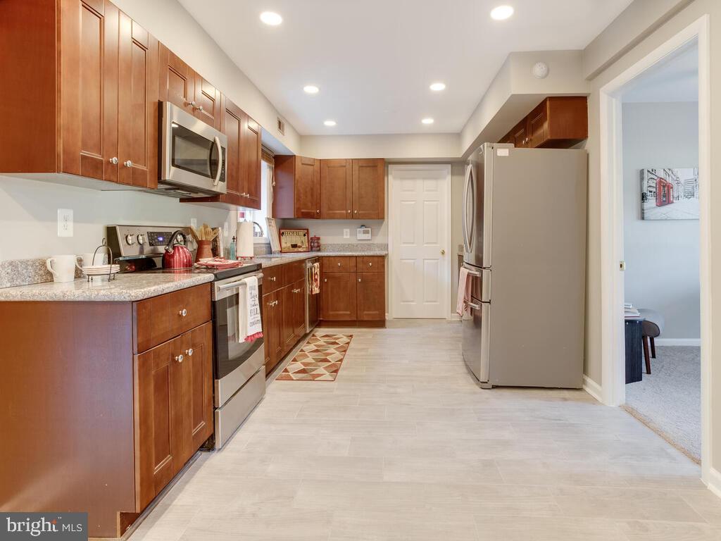 15701 Pointer Ridge Drive Bowie, MD 20716 - Photo 18 of 56