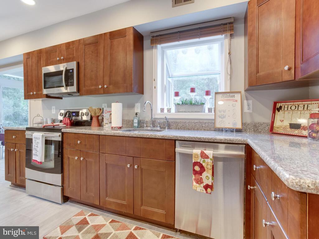 15701 Pointer Ridge Drive Bowie, MD 20716 - Photo 20 of 56