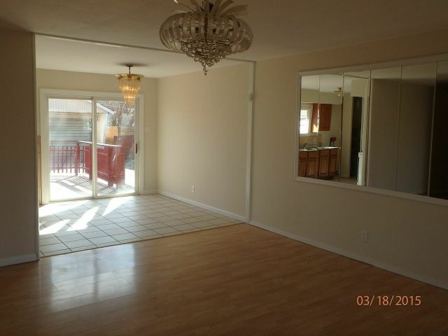 15231 Millard Avenue Midlothian, IL 60445 - Photo 3 of 15 a view of a hallway with a window