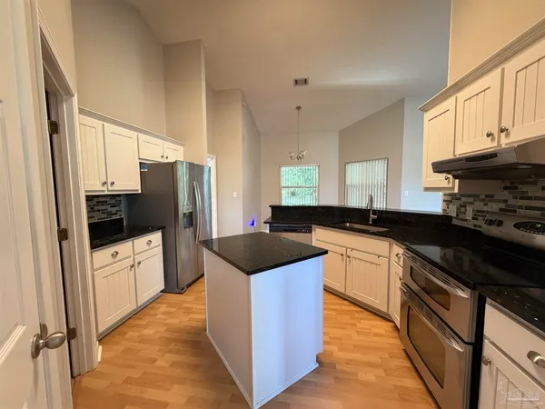 $2,075 | 5614 Whispering Woods Drive, Pace, FL 32571