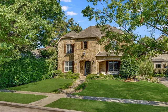 $1,200,000 | 6111 Palo Pinto Avenue, Dallas, TX 75214