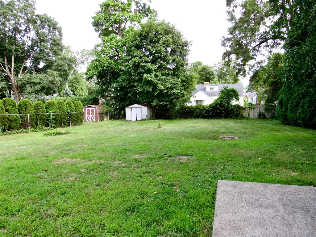 125 Maple Street West Springfield, MA 01089 - Photo 26 of 29 Gallery Image 26