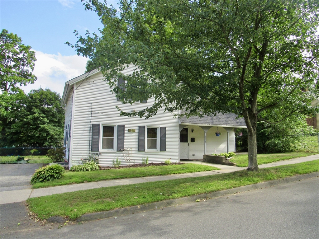 125 Maple Street West Springfield, MA 01089 - Photo 3 of 29 Gallery Image 3