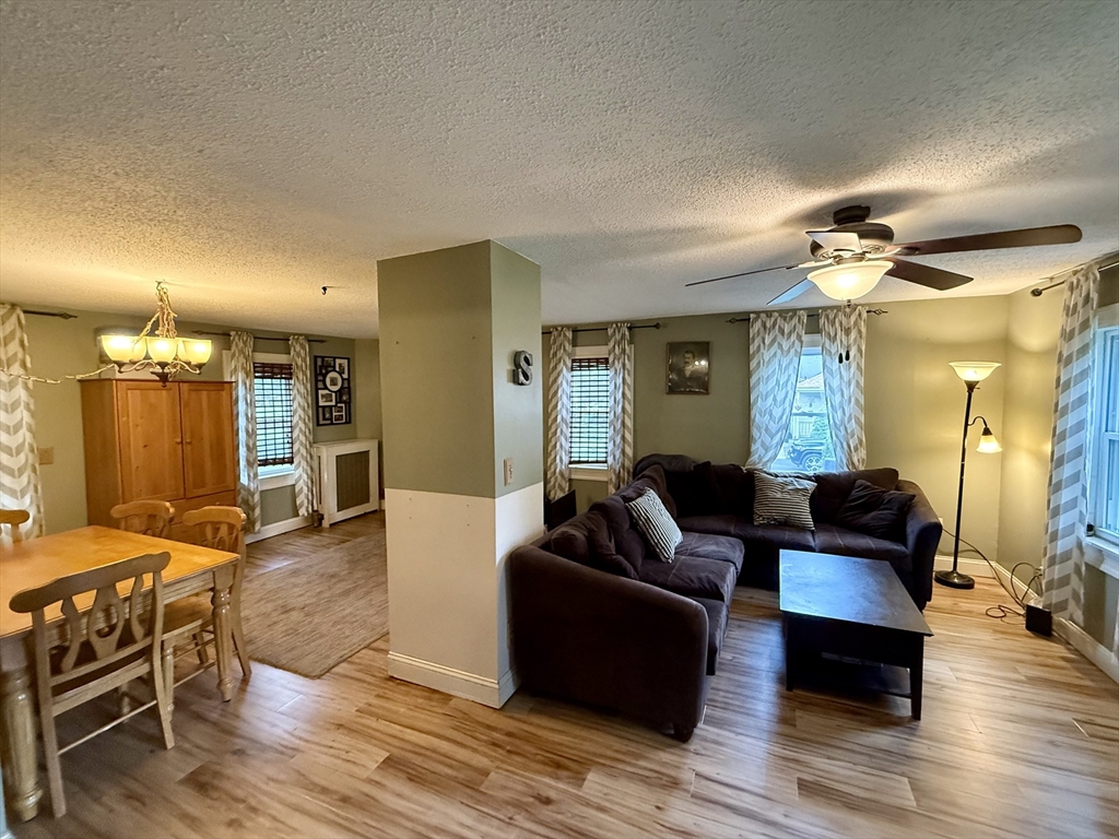 125 Maple Street West Springfield, MA 01089 - Photo 6 of 29 Gallery Image 6