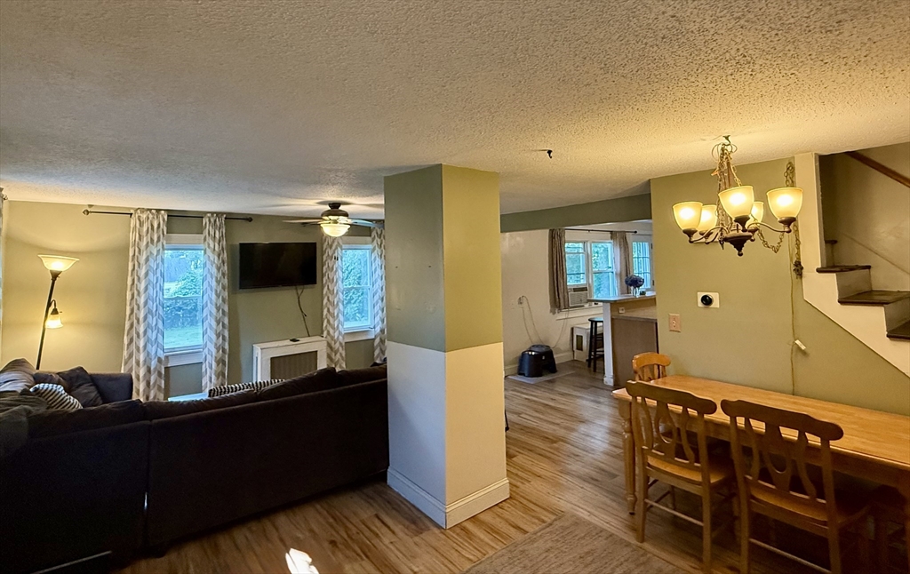 125 Maple Street West Springfield, MA 01089 - Photo 7 of 29 Gallery Image 7
