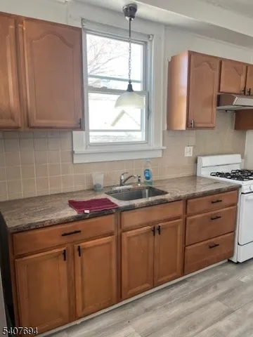 $2,300 | 189 Watchung Avenue, North Plainfield, NJ 07060