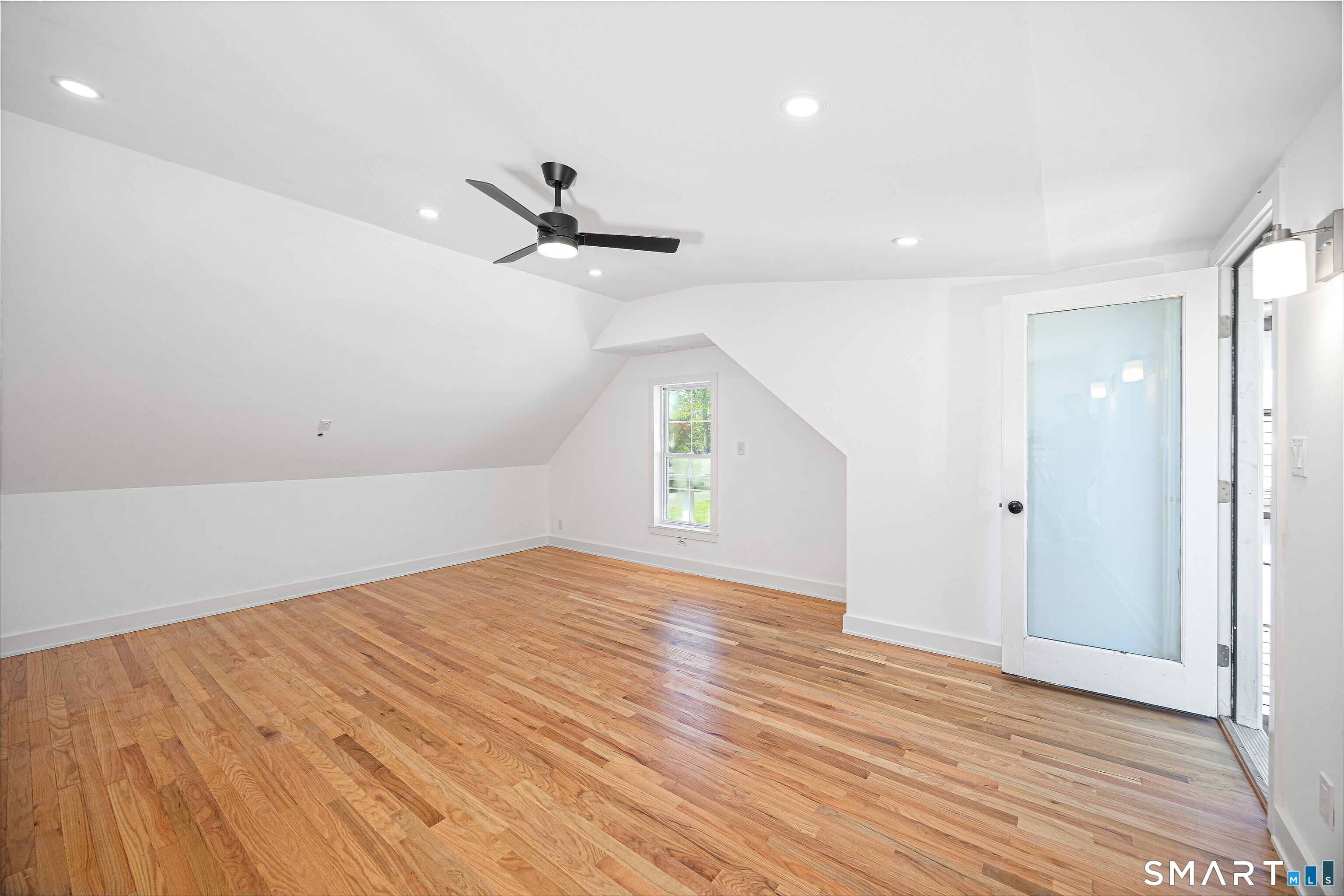18 Cook Road Stamford, CT 06902 - Photo 20 of 36