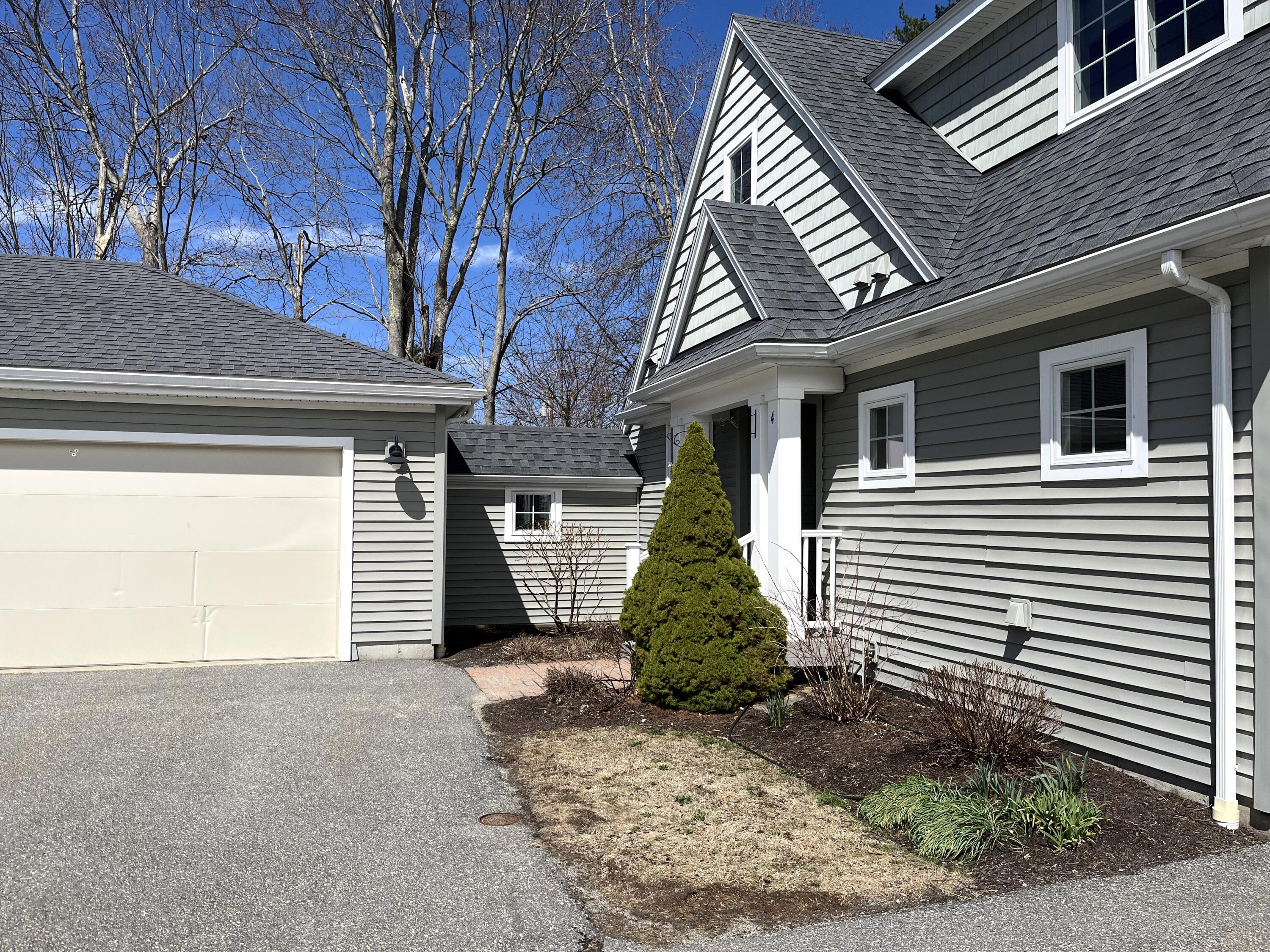 4 Iris Way, Unit 50 Brunswick, ME 04011 - Photo 2 of 31 Ext Front Entry - 3