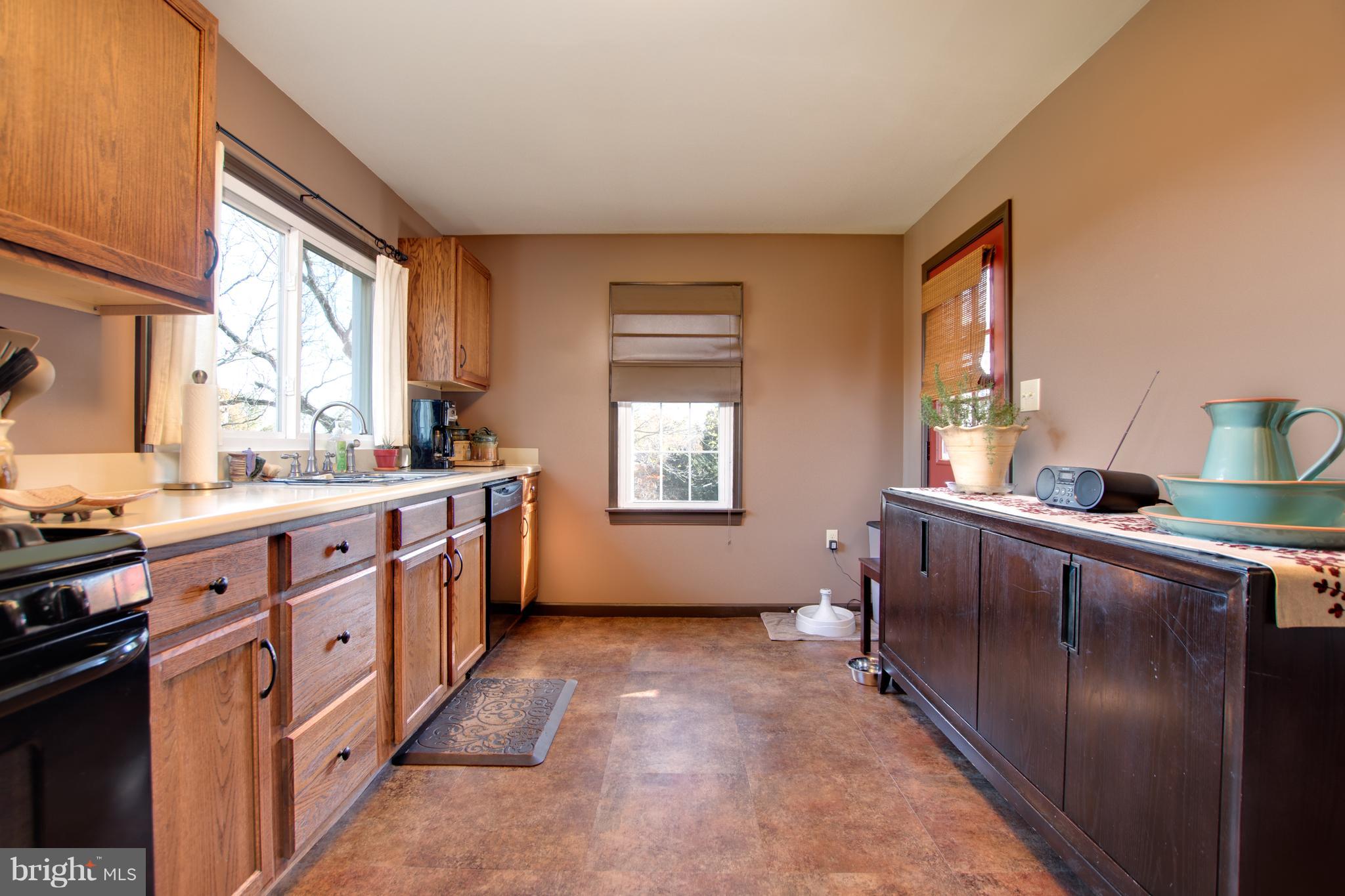 7930 Chambers Hill Road Harrisburg, PA 17111 - Photo 22 of 37 Gallery Image 22