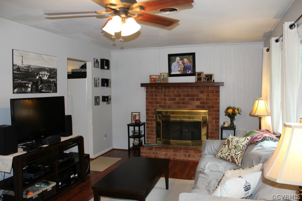 2406 Rio Vista Street Chester, VA 23831 - Photo 3 of 20
