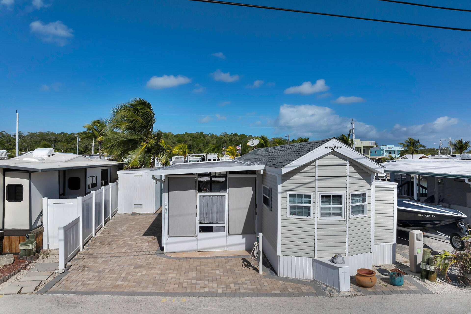 325 Calusa Street, Unit 213 Key Largo, FL 33037 - Photo 25 of 60 #213