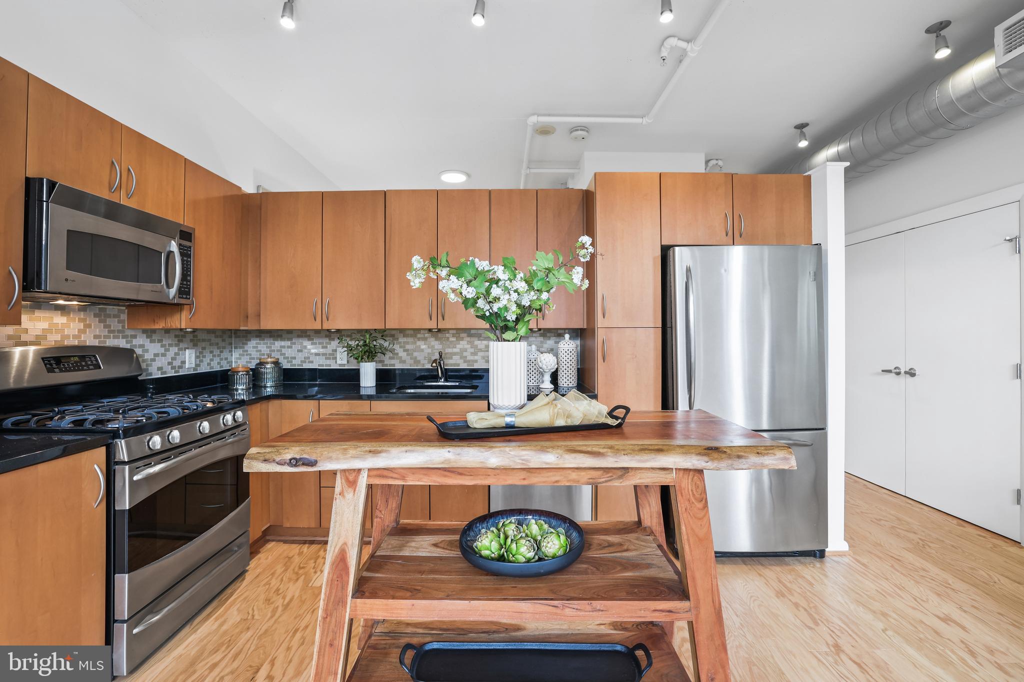 811 4th Street Northwest, Unit 419 Washington, DC 20001 - Photo 13 of 57