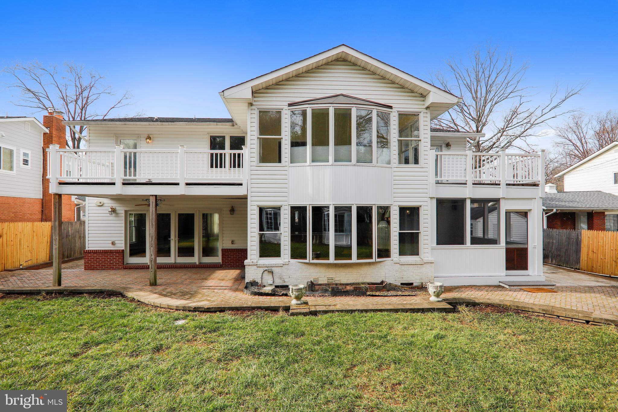 11817 Smoketree Road Potomac, MD 20854 - Photo 43 of 60 Rear View