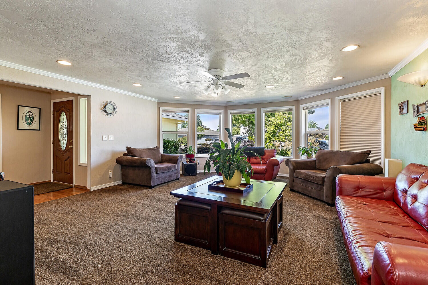 177 Justin Court Central Point, OR 97502 - Photo 4 of 44 07_JC_7_mls