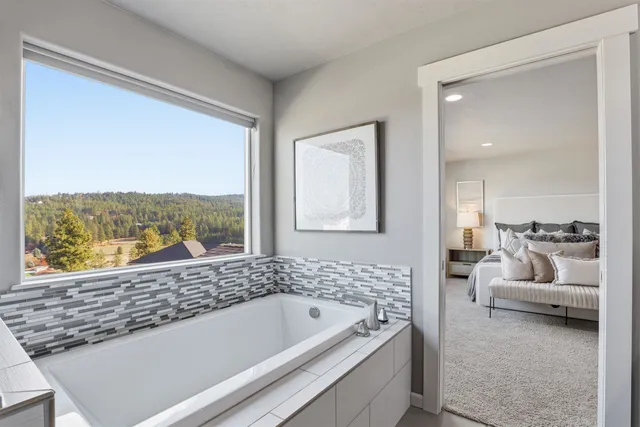 $995,000 | 4421 South Henry's Fork Lane, Spokane, WA 99206