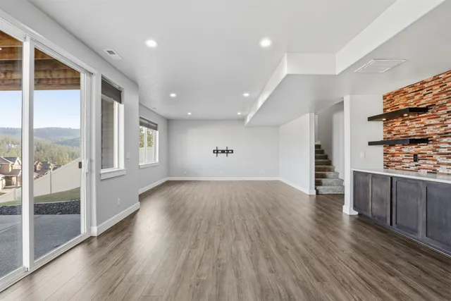 $995,000 | 4421 South Henry's Fork Lane, Spokane, WA 99206