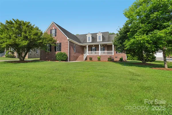 $520,000 | 2411 Stoney Run Drive, Oakboro, NC 28129