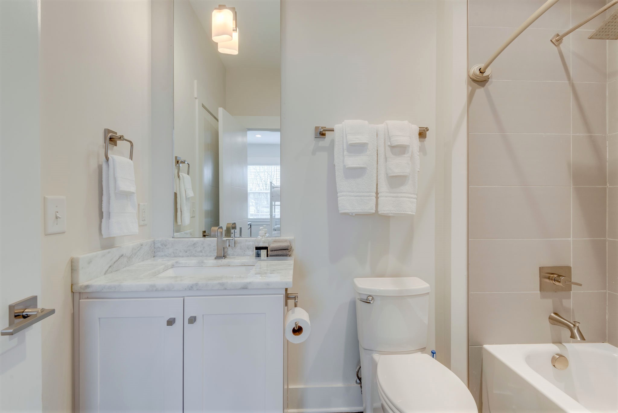 601 Ries Avenue, Unit E Nashville, TN 37209 - Photo 5 of 26