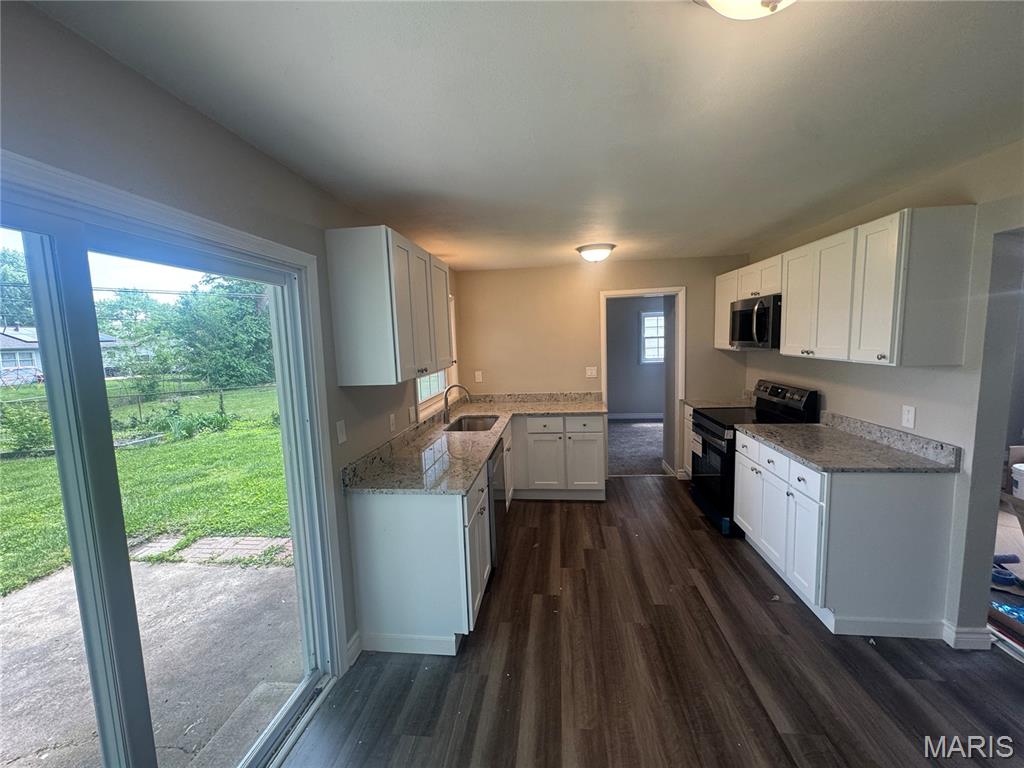 6116 Old Collinsville Road Fairview Heights, IL 62208 - Photo 2 of 21