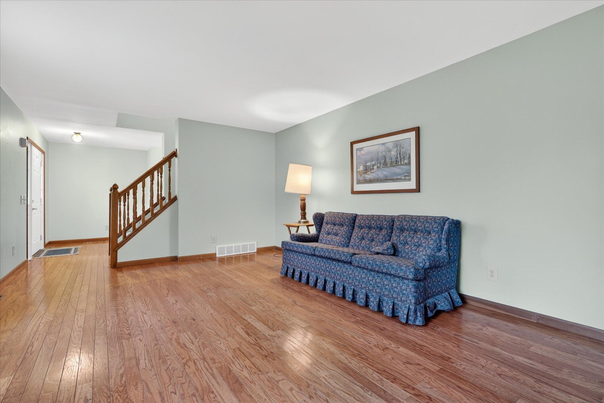 29847 Middle Crossing Road Dowagiac, MI 49047 - Photo 13 of 28 07-29847-Middle-Crossing Rd-Dowagiac-MI-