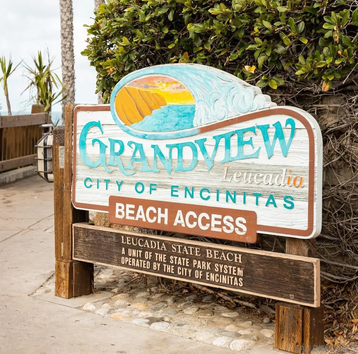 123 Edgeburt Drive Encinitas, CA 92024 - Photo 9 of 22 a view of a sign board