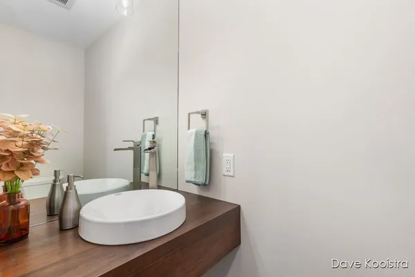 $799,900 | 3905 Sunset View, Wayland, MI 49348