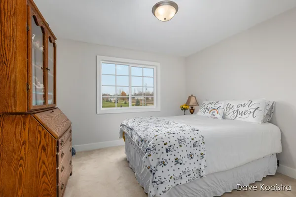 $799,900 | 3905 Sunset View, Wayland, MI 49348