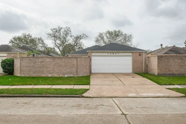 $1,850 | 15807 Los Altos Drive, Houston, TX 77083