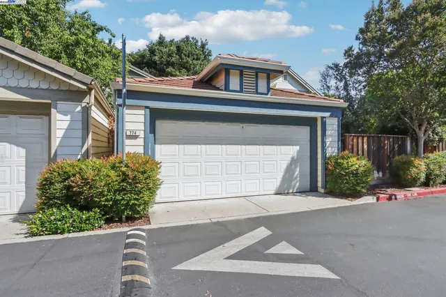 $899,888 | 774 South 12th Street, San Jose, CA 95112