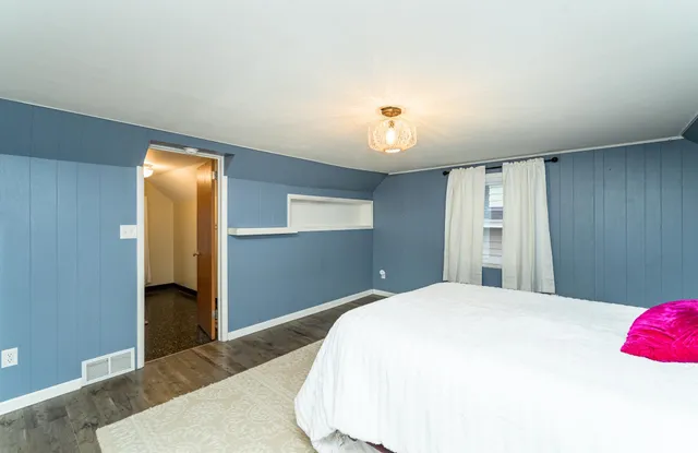 $310,000 | 822 7th Avenue Southeast, Rochester, MN 55904