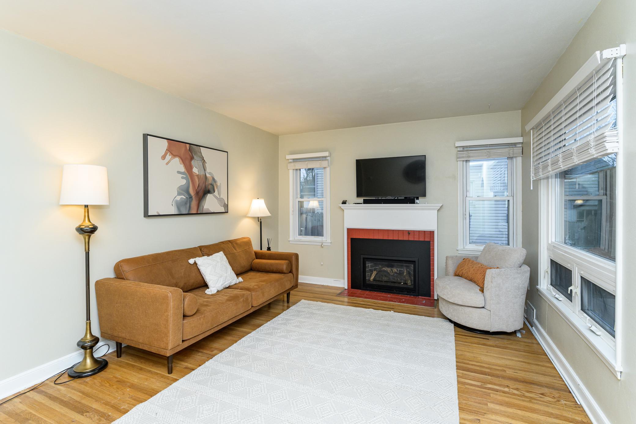 822 7th Avenue Southeast Rochester, MN 55904 - Photo 3 of 35