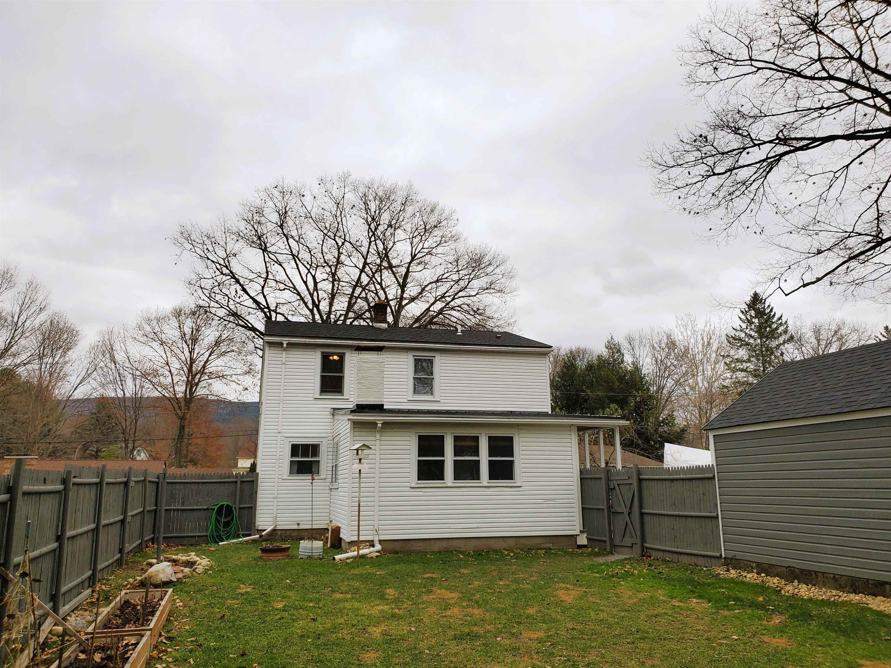 46 Pageant Street Bennington, VT 05201 - Photo 33 of 38