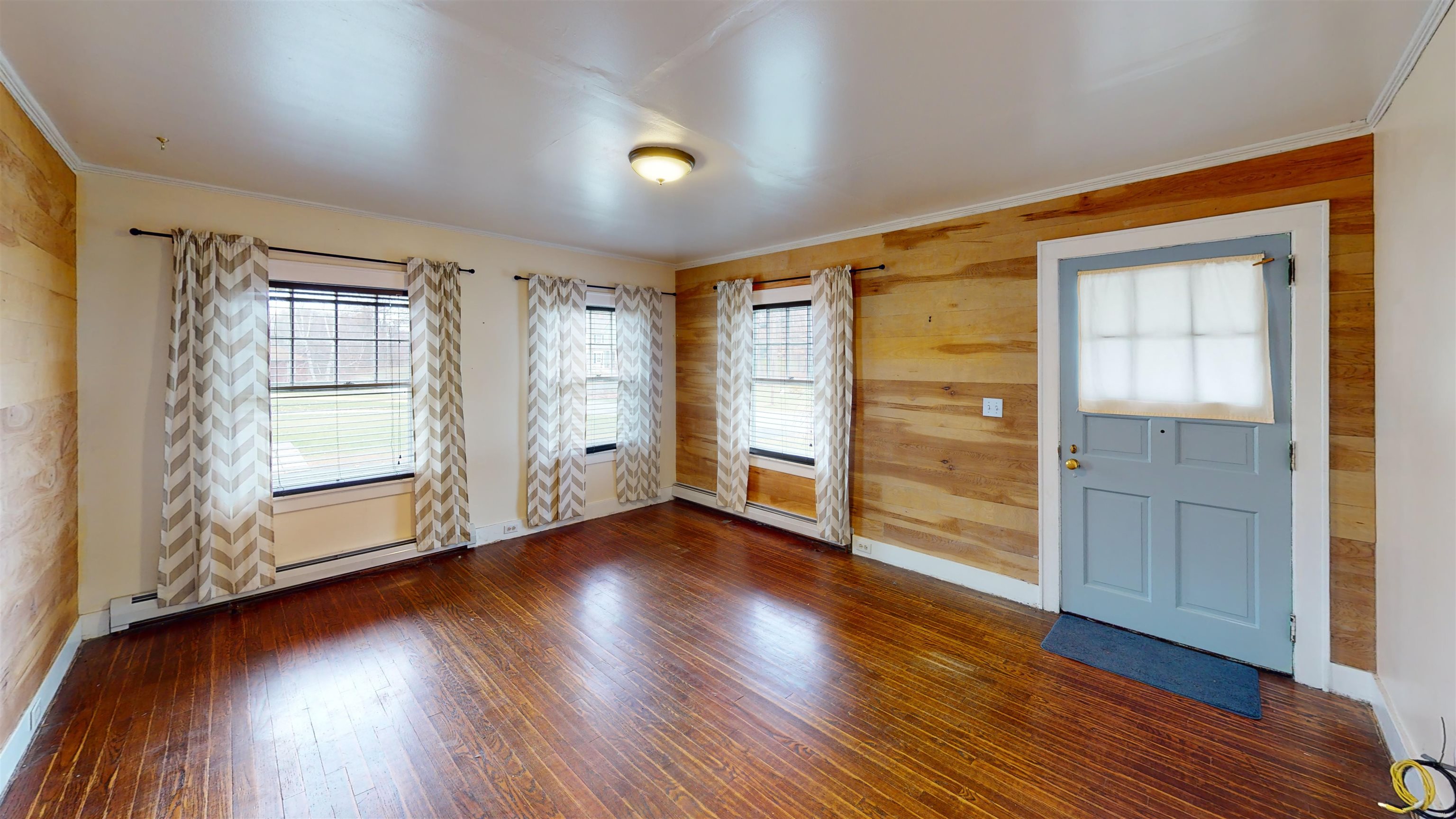 46 Pageant Street Bennington, VT 05201 - Photo 7 of 38