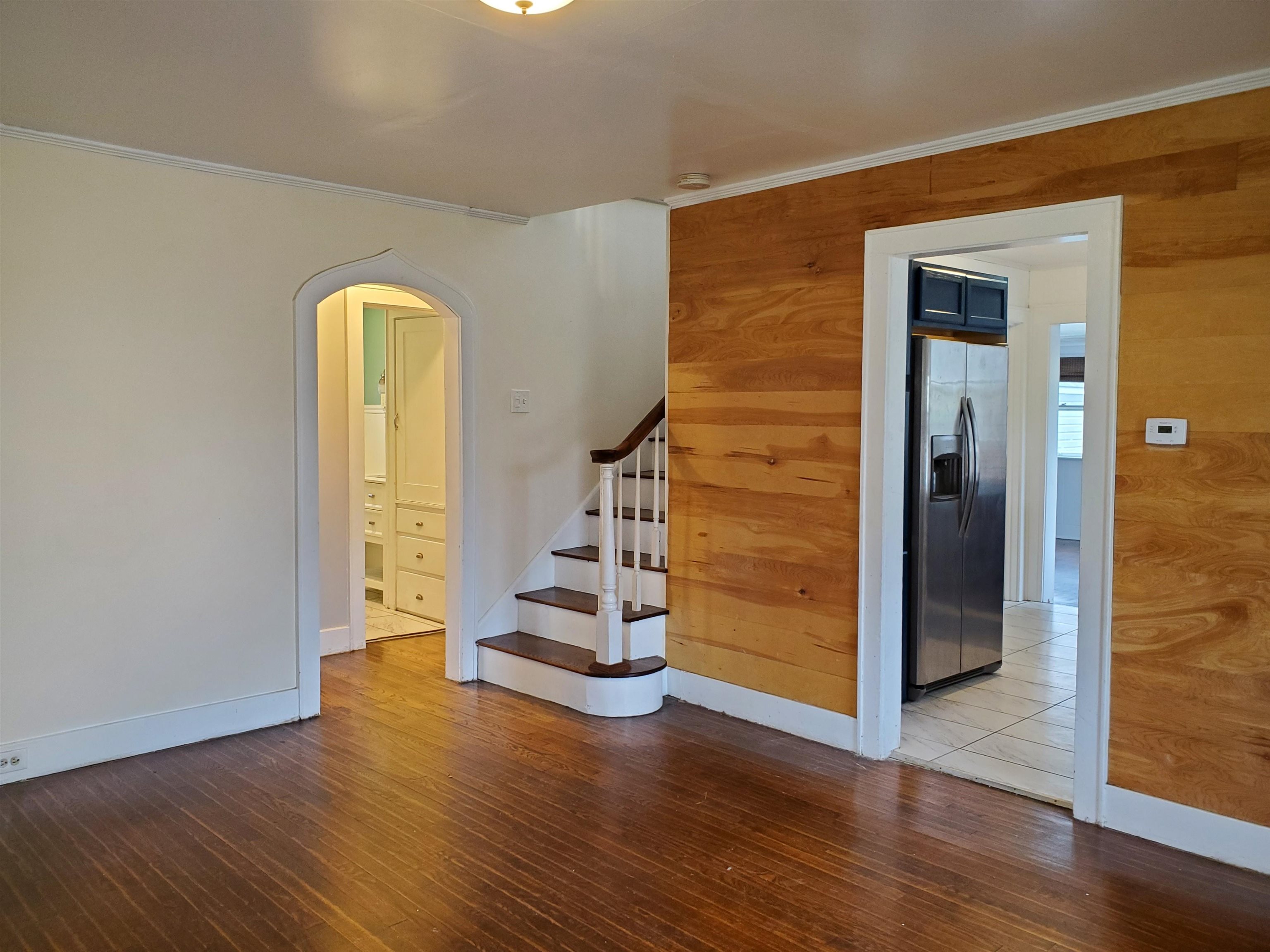 46 Pageant Street Bennington, VT 05201 - Photo 9 of 38