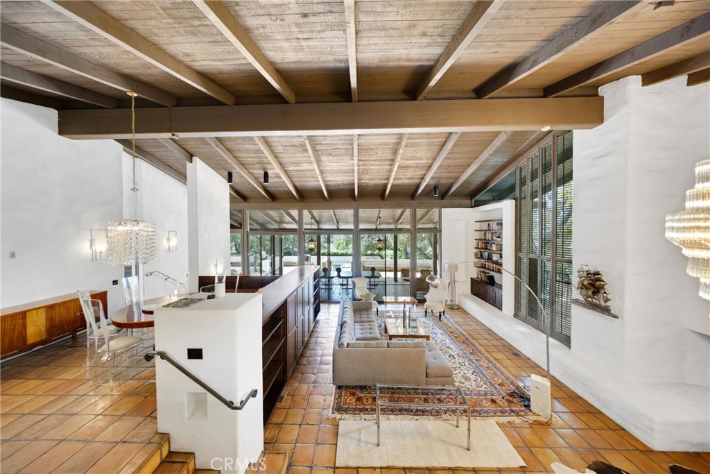 2300 Villa Heights Road Pasadena, CA 91107 - Photo 17 of 60