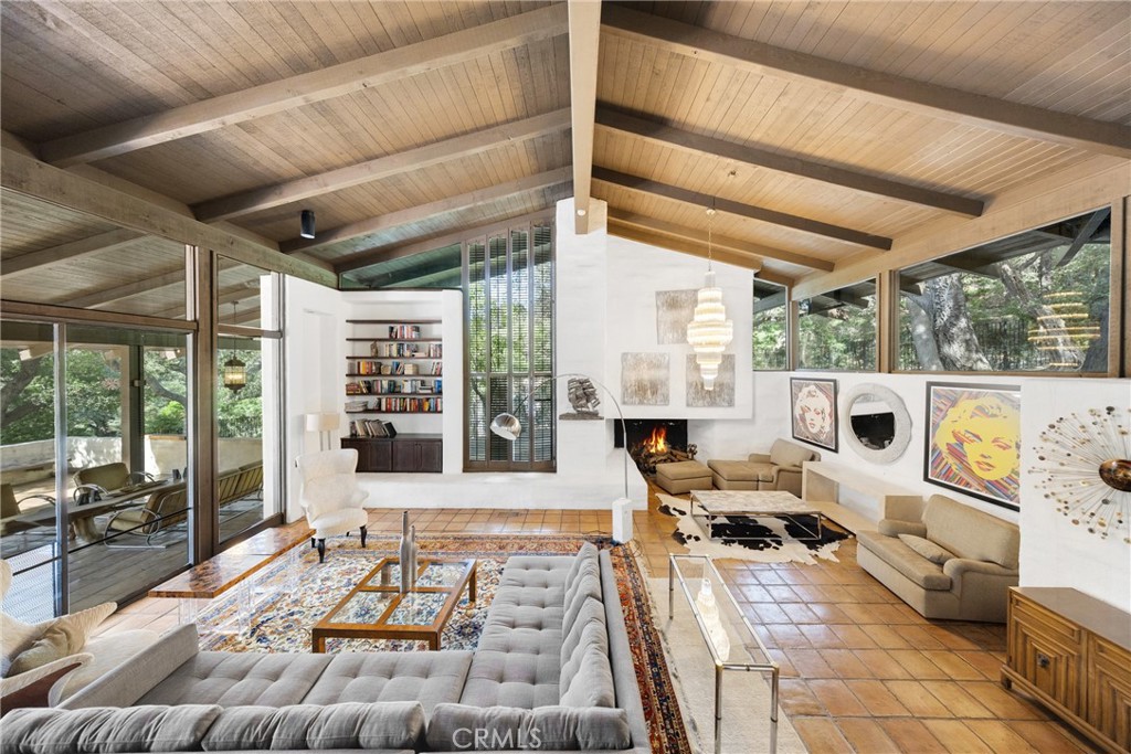 2300 Villa Heights Road Pasadena, CA 91107 - Photo 18 of 60