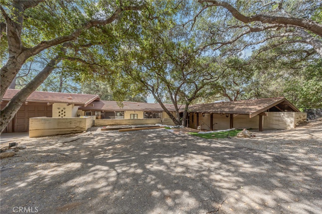 2300 Villa Heights Road Pasadena, CA 91107 - Photo 2 of 60