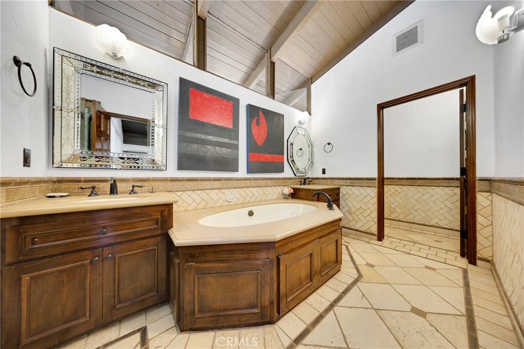 2300 Villa Heights Road Pasadena, CA 91107 - Photo 34 of 60