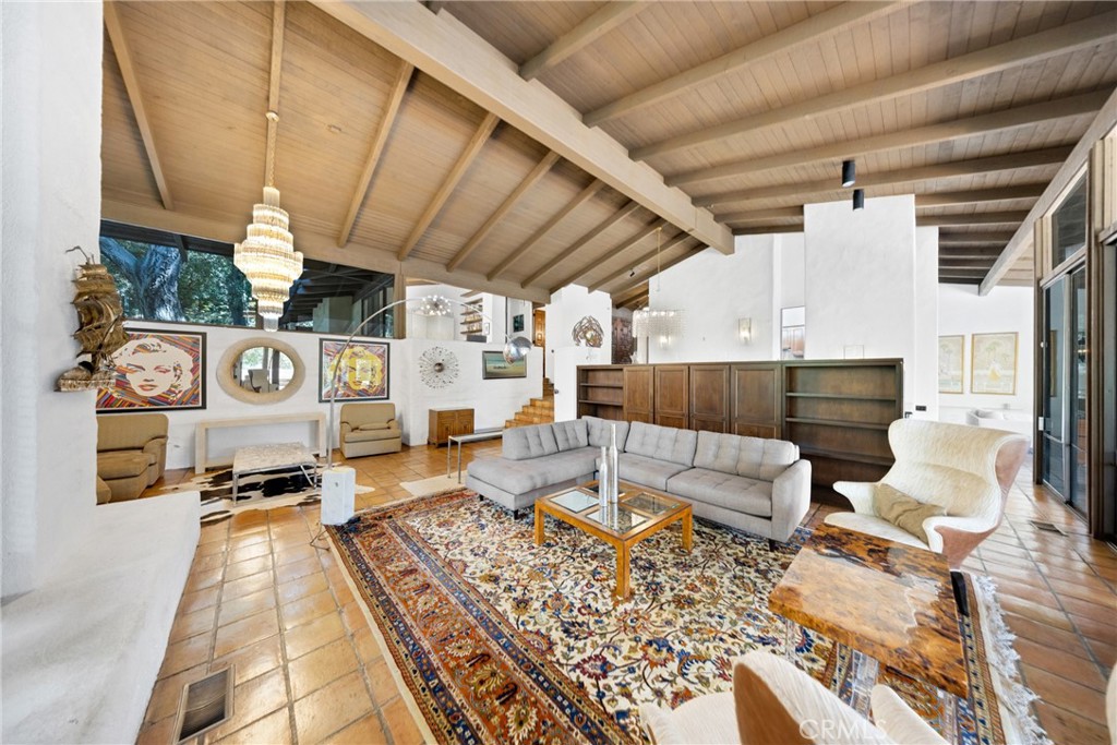 2300 Villa Heights Road Pasadena, CA 91107 - Photo 4 of 60