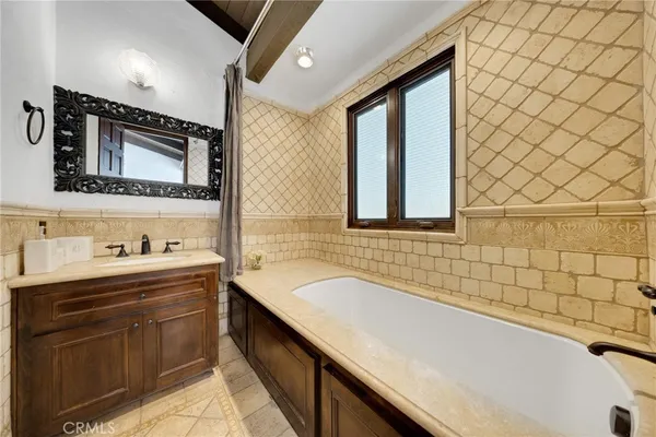 $15,000 | 2300 Villa Heights Road, Pasadena, CA 91107