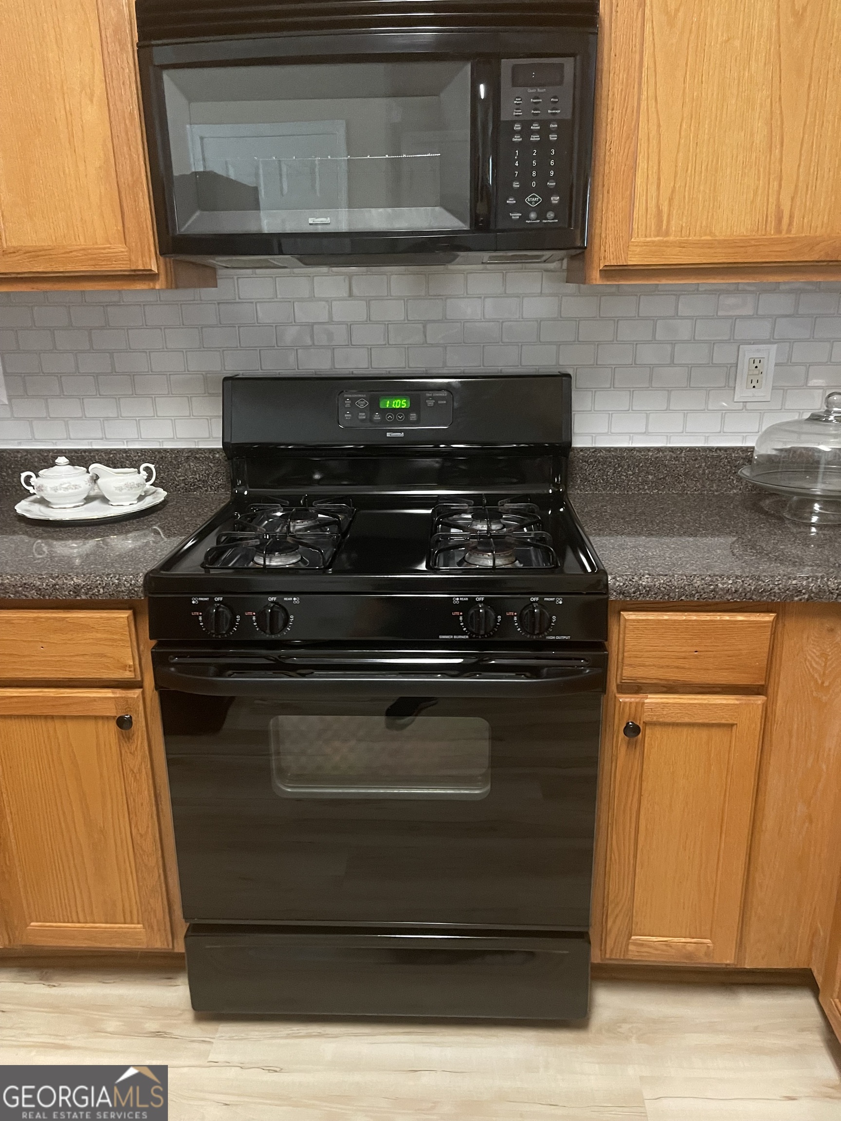 4911 Walden Lake Square Decatur, GA 30035 - Photo 5 of 18
