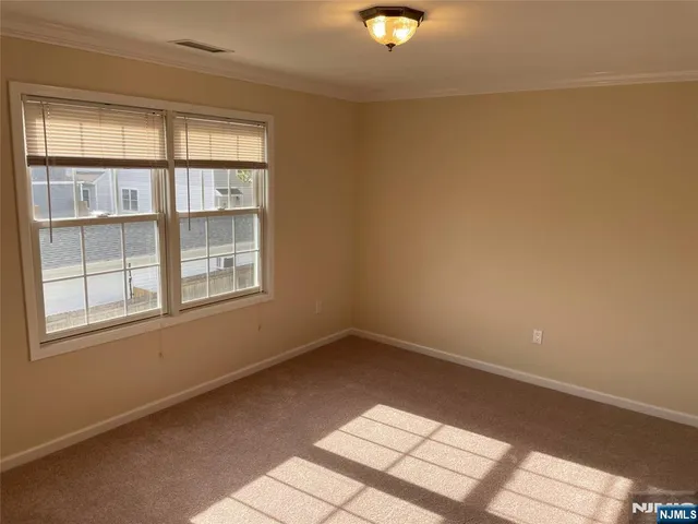 $3,150 | 292 Hemlock Terrace South, Unit 2, Teaneck, NJ 07666