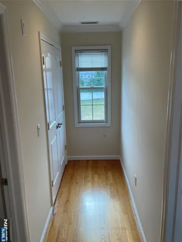 $3,150 | 292 Hemlock Terrace South, Unit 2, Teaneck, NJ 07666