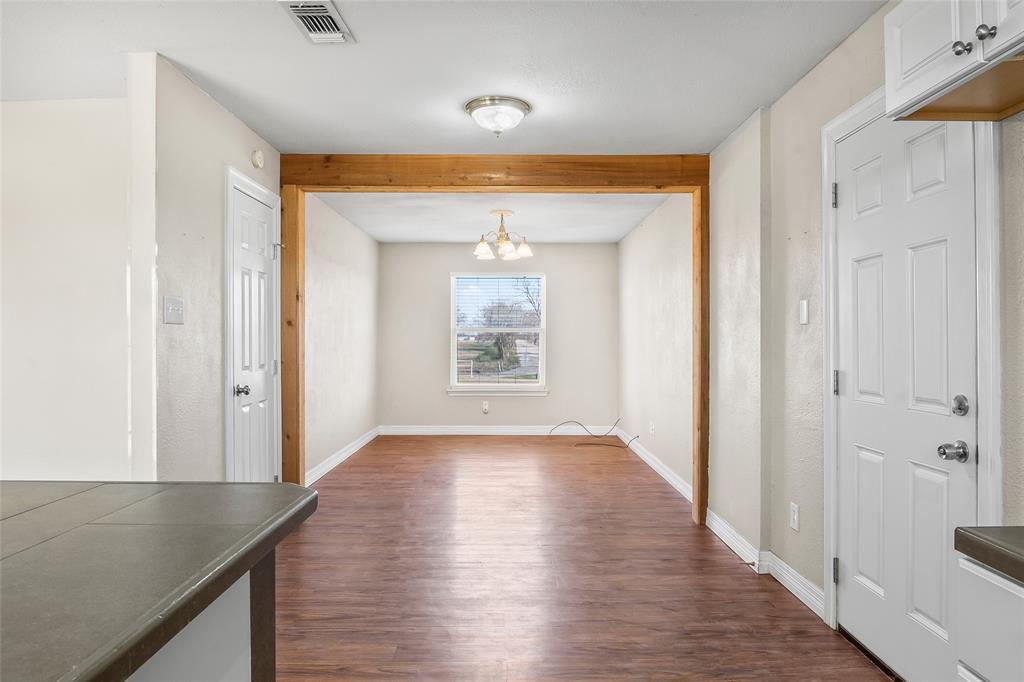 396 Bobcat Road Sanger, TX 76266 - Photo 12 of 39