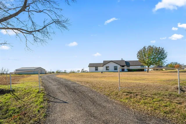 $449,900 | 396 Bobcat Road, Sanger, TX 76266